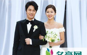韩在石老婆婚礼 韩在石与妻子朴帅眉