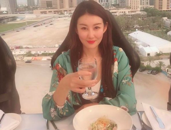 世界小姐亚军冯清，她到底看上了王宝强什么？