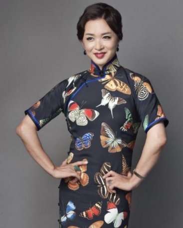 为了一个“玩笑”做了金星10年妻子的肯波琳,如今过得怎么样了?