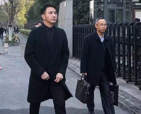 网传“林某斌与莫焕晶有不正常关系”,此事属实吗?