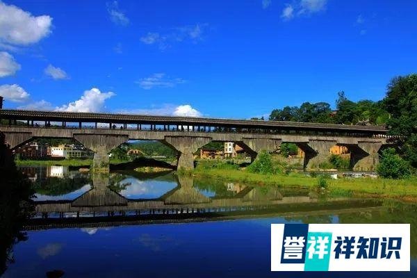 痛心:始建于北宋的万安桥被烧毁!为全国最长木拱古廊桥