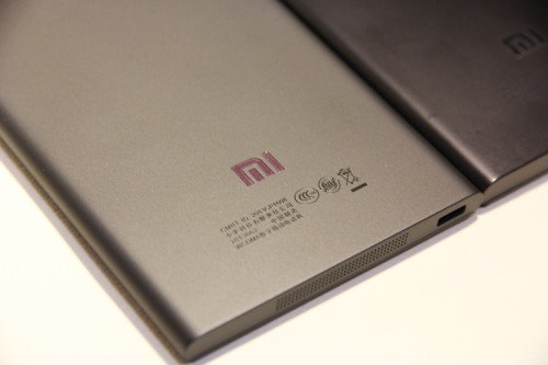 小米3 星空灰是怎样第一个颜色，有图片么？