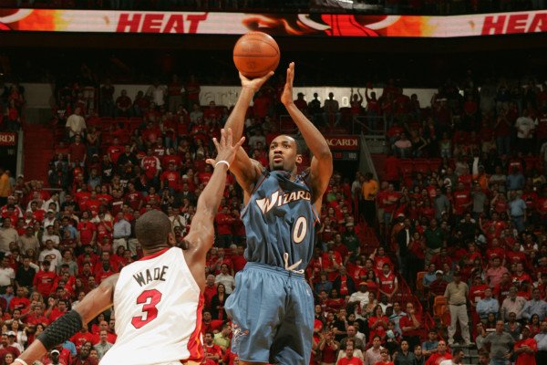 NBA史上被禁赛时间最长的球员有谁？什么原因被禁赛？