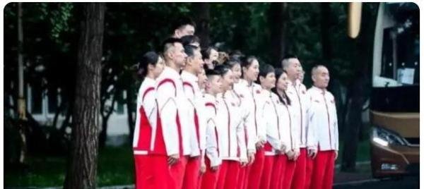 姚明率中国女篮出征东京奥运会 这是咋情况？