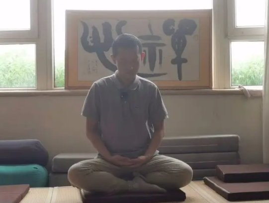 北大天才柳智宇:不后悔出家,在还俗之后,他能不能适应现在的生活呢?