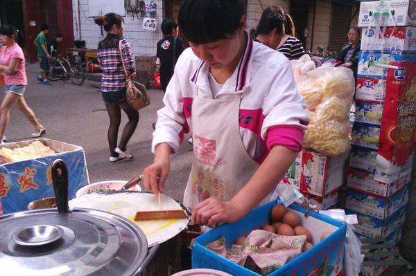 辞职去卖早餐和盒饭，你知道卖早餐的门槛有多高吗