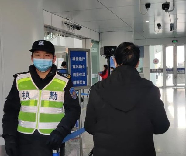 贵阳一住户在家不戴口罩被抓走？警方辟谣！造谣者有何目的？