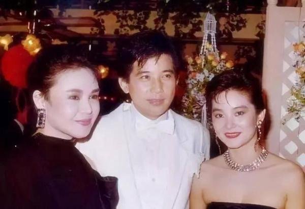 69岁知名导演张毅因病去世！经历两段婚姻，为琉璃艺术负债7000万