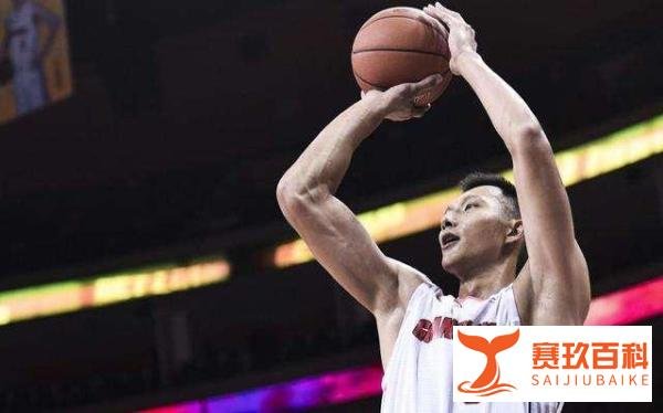 易建联在NBA打了6年,在CBA打了15年,一共赚到多少钱?