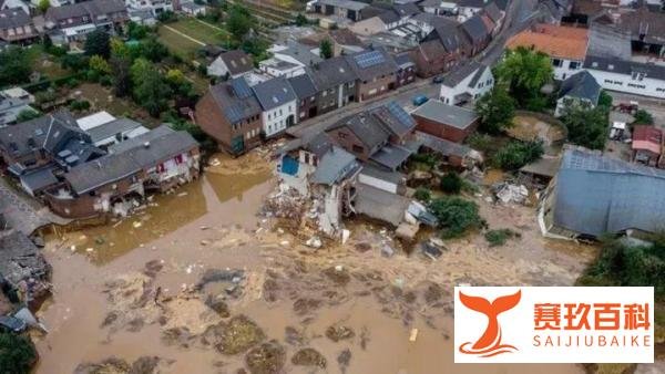 四川山洪：6死46失联，127人被问责，“警钟长鸣”，呼唤更强预警系统!