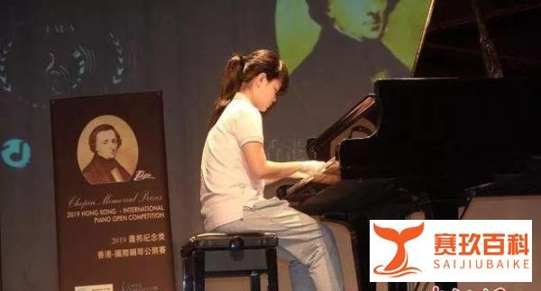全盲女孩凭肌肉记忆弹奏悲怆奏鸣曲,天赋与热爱的魅力无法抵挡