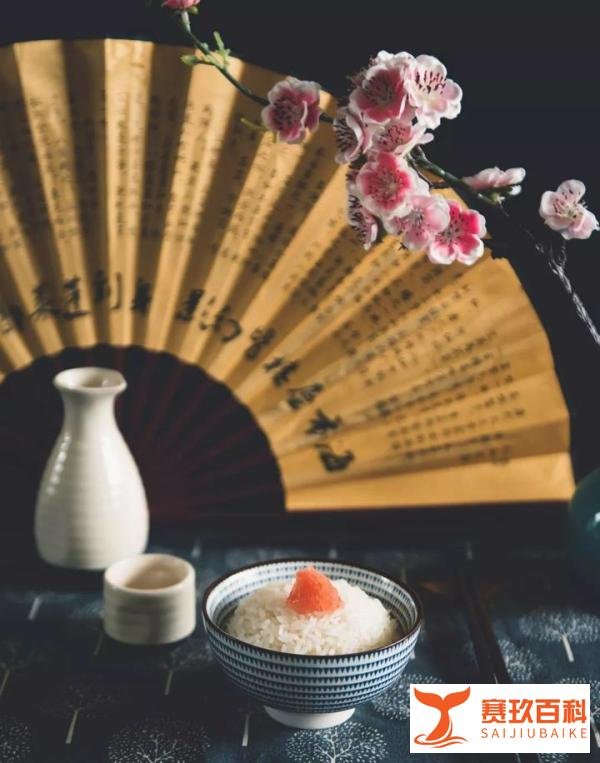 一定要明白，你在吃饭，饭也在“吃”你！