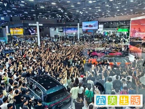 余承东交车现场批评员工做事不认真; 比亚迪5月狂卖33万辆