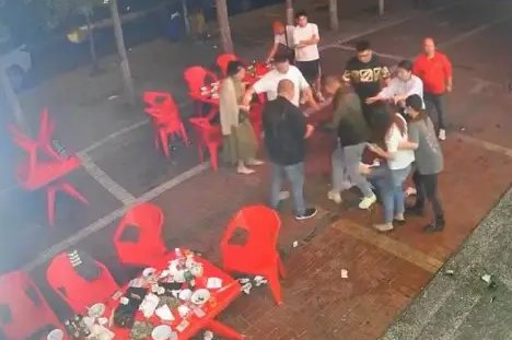 怎么看待胡锡进对唐山四位女子的现状看法?