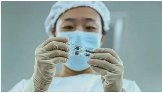 俄罗斯一女子体内发现18种变异病毒，为何多种病毒会共存在一个人身上？