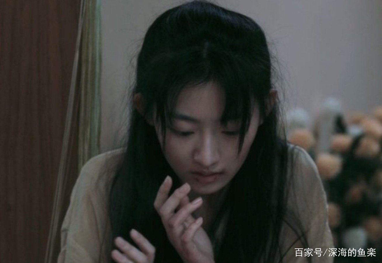 《扫黑风暴》:孙兴坏归坏,但为什么要让徐英子咬住大理石茶几呢?