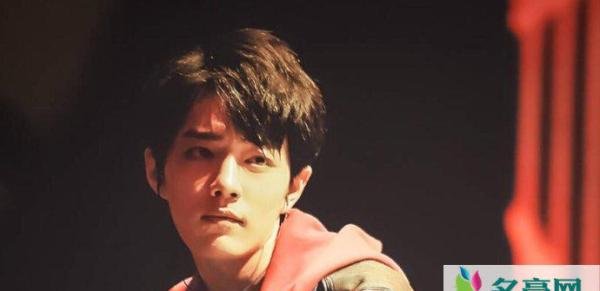 肖战dyf事件什么意思 完整视频曝光不少粉丝表示心疼肖战