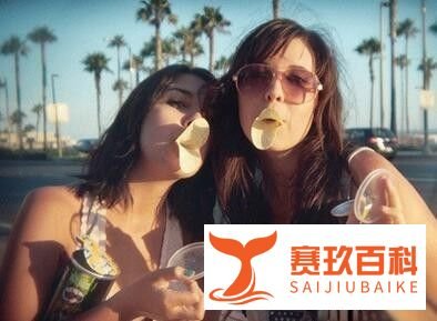 爆表闺蜜发型，变身不同风格的姐妹淘