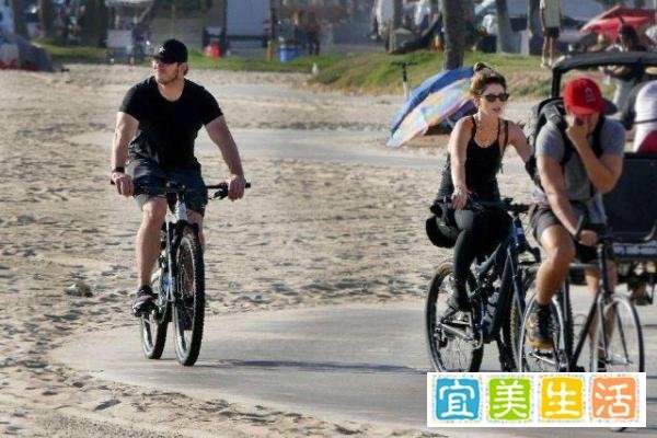 星爵宣布恋情了,女友为施瓦辛格女儿,网友直呼:太甜蜜了吧