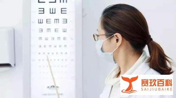 为偷玩手机,12岁女生画模型躲监控,爸爸被气乐:学画画钱没白花