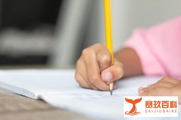 优秀！武汉女生备考3个月被剑桥录取，课余时间学国际课程！