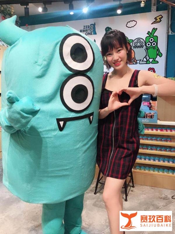 香港小师妹王心宜，混血艺人多才多艺引人注目