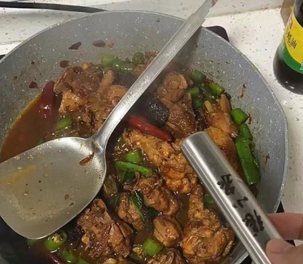 张小泉锅铲用半年把手掉了？张小泉的厨具为何这么不经用？