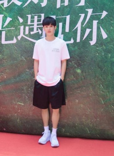 李汶翰《在最好的时光遇见你》开机,他在剧中饰演什么角色?