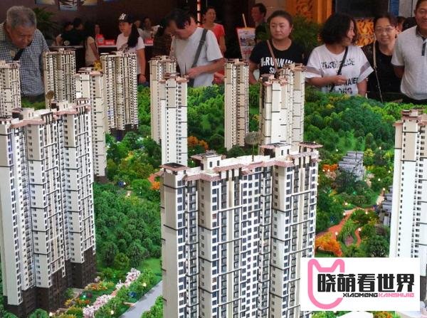 人民币持续升值,房价是否也会被抬升,保房价好还是保汇率好?