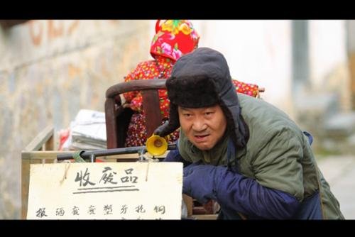 《搭错车》讲述的是一个什么故事？