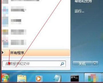 我优盘打不开显示BitLocker 状态:关闭，怎么解决啊？