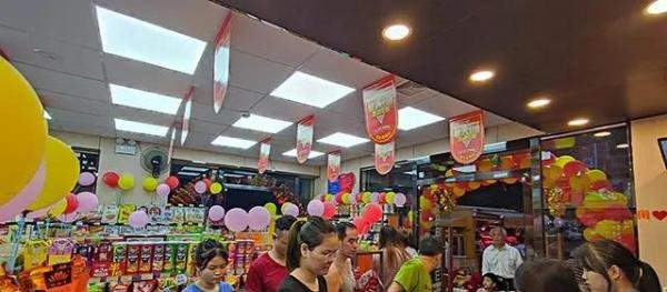 一家24小时便利店能赚多少钱?