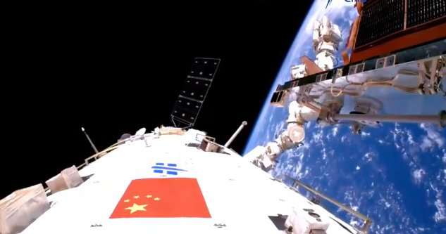 天舟四号奔赴上演宇宙级浪漫，核心舱视角看天舟四号是什么样子？